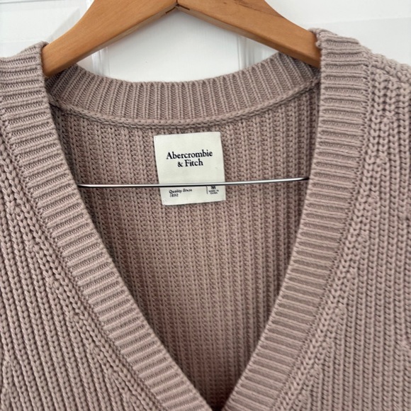 Abercrombie & Fitch Womens Button Vest •Medium• Taupe• Eclectic Grandpa •Taupe - Picture 4 of 16